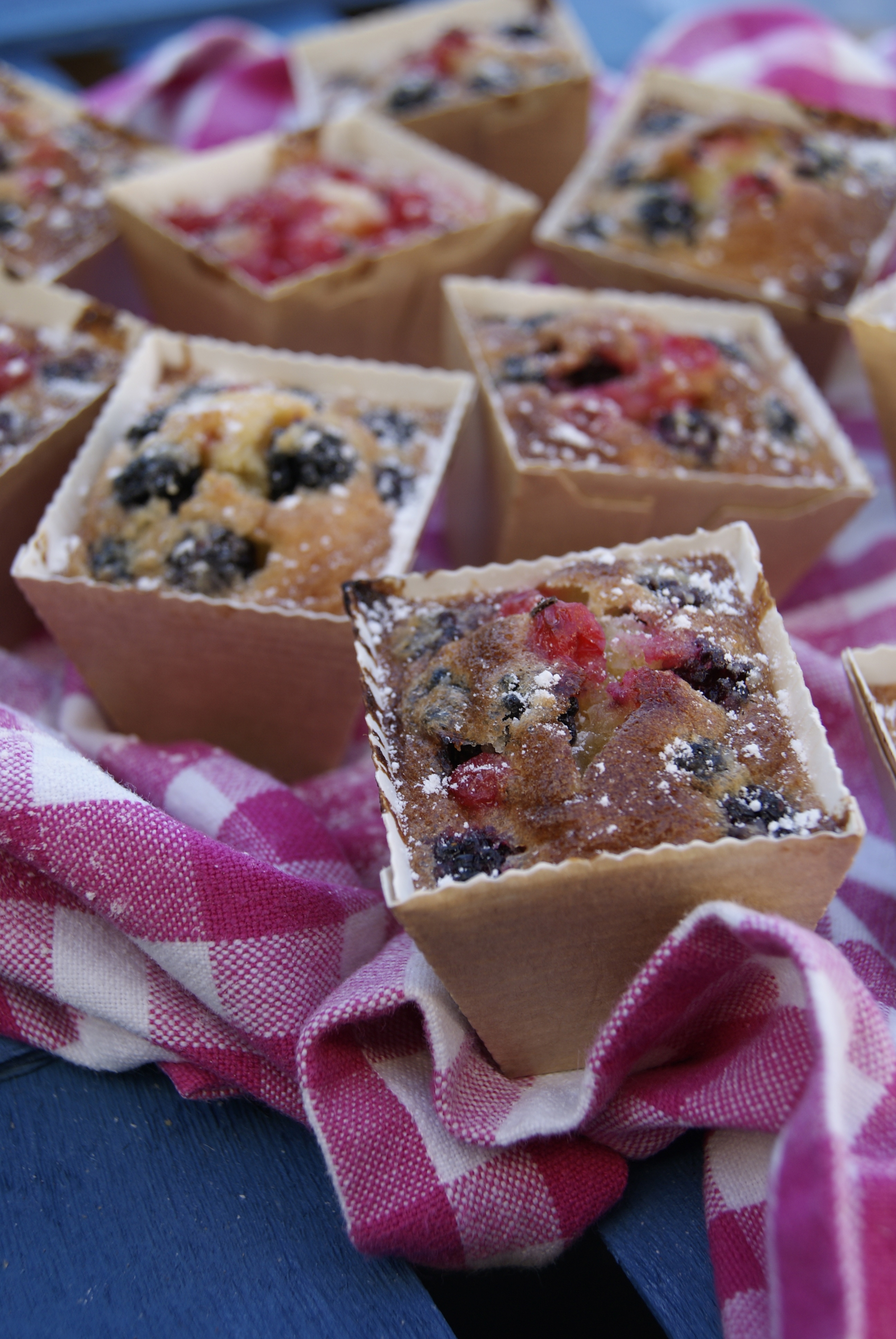 Moelleux aux amandes et aux fruits rouges