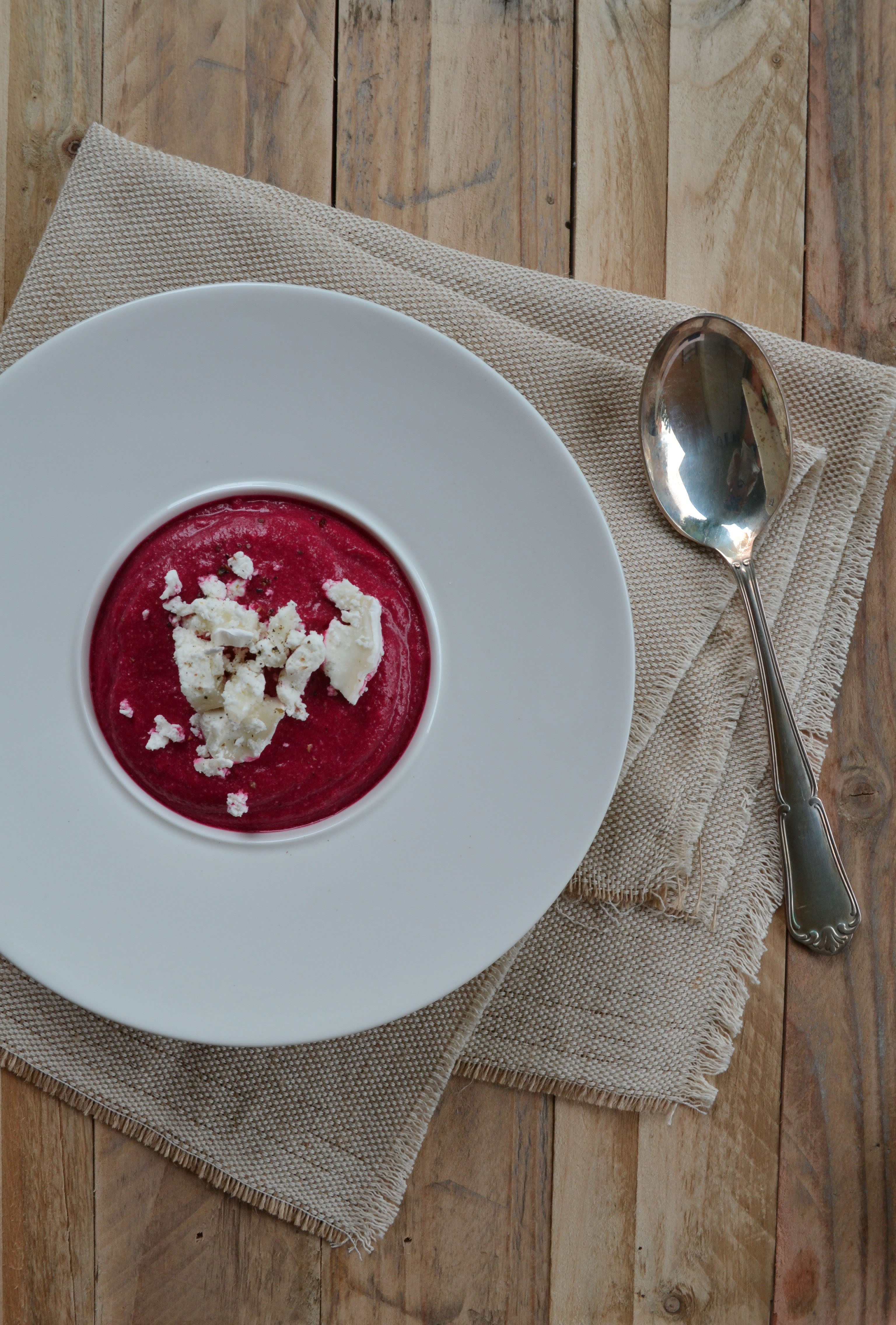 Gaspacho de betteraves & chèvre