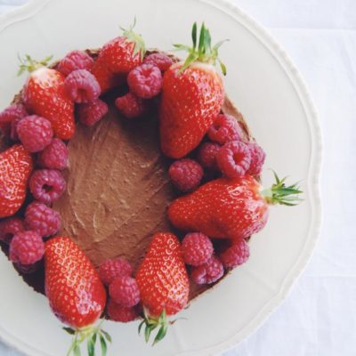 Gâteau double chocolat aux fruits rouges