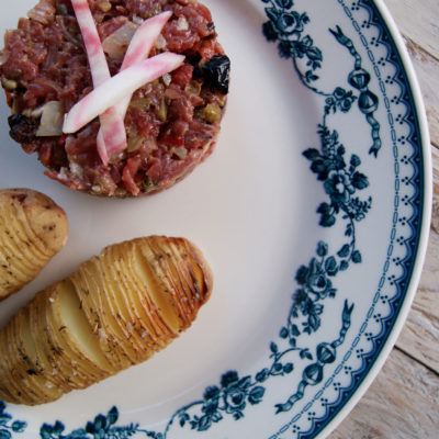 Tartare de boeuf à l’italienne & pommes de terres suédoises