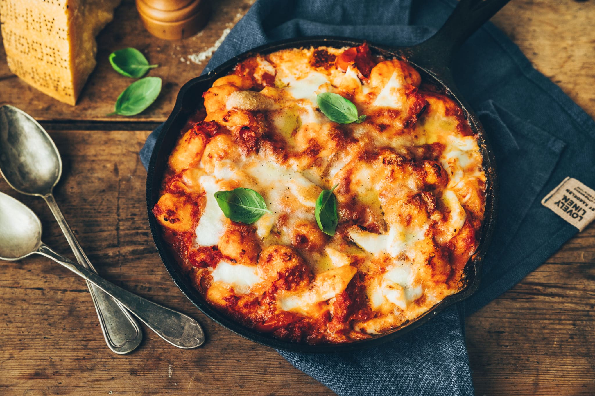 Gratin de gnocchis, sauce tomates et mozzarella