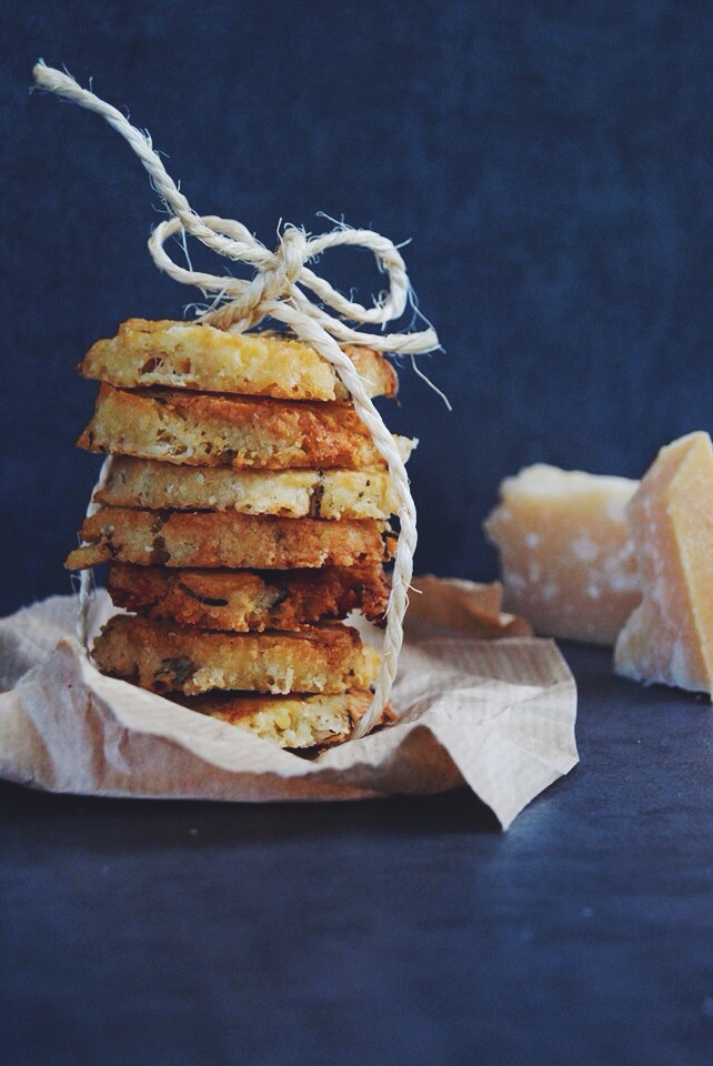 Sablés au parmesan et au romarin