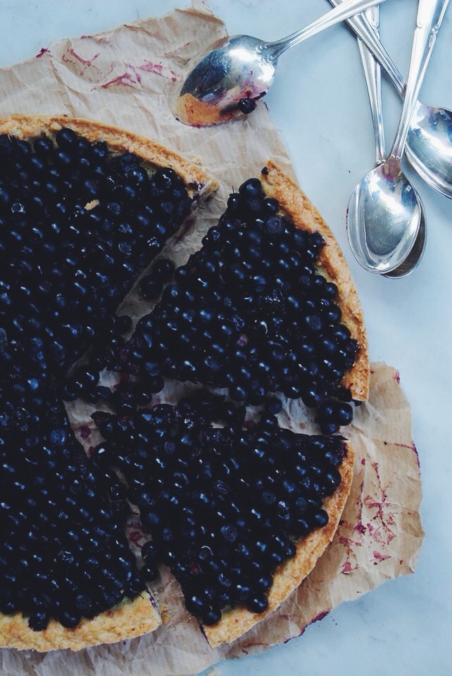 Tarte amandine aux myrtilles sauvages