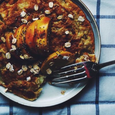 Pancakes et pommes caramélisées