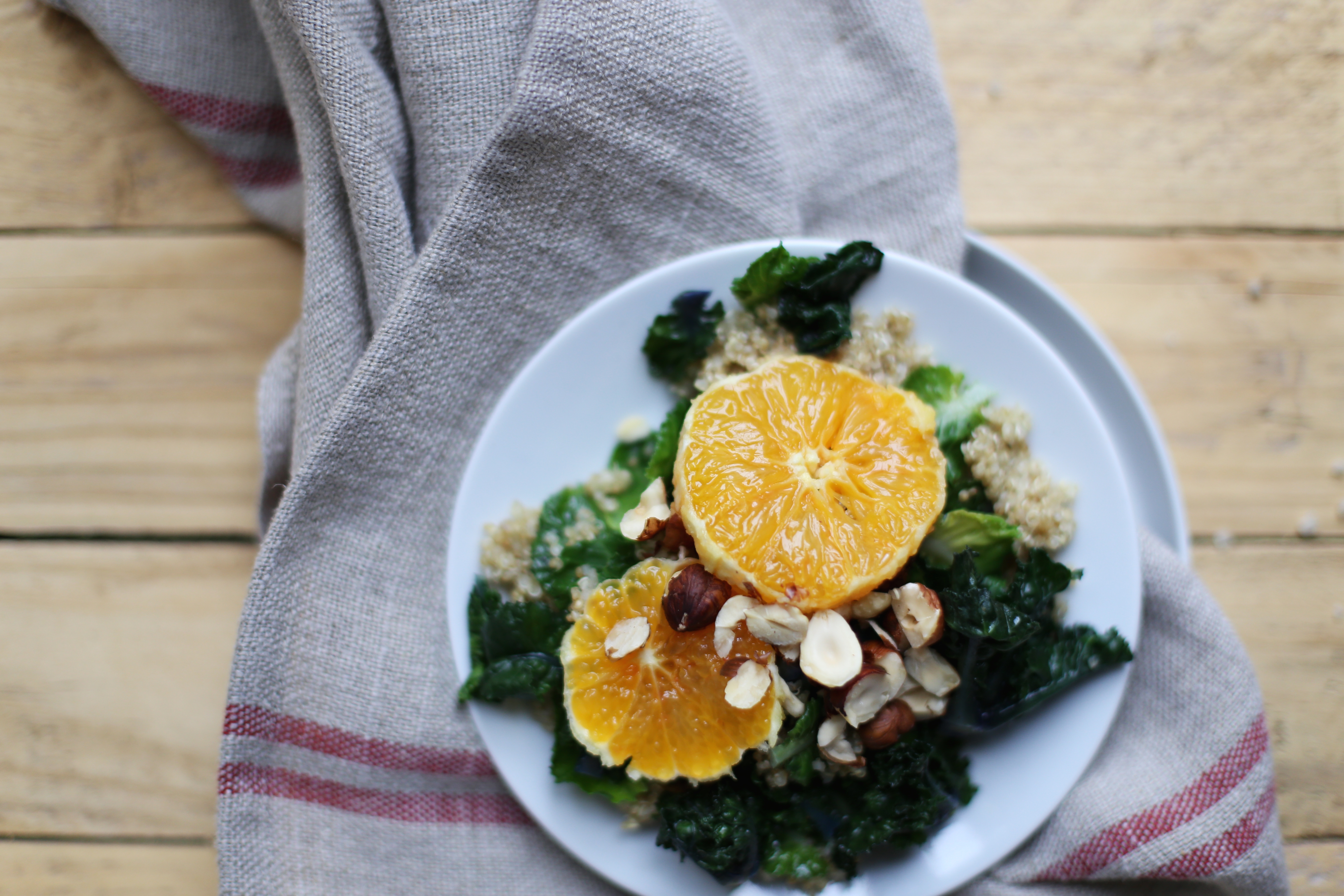 Salade de fleurs de brocolis au quinoa