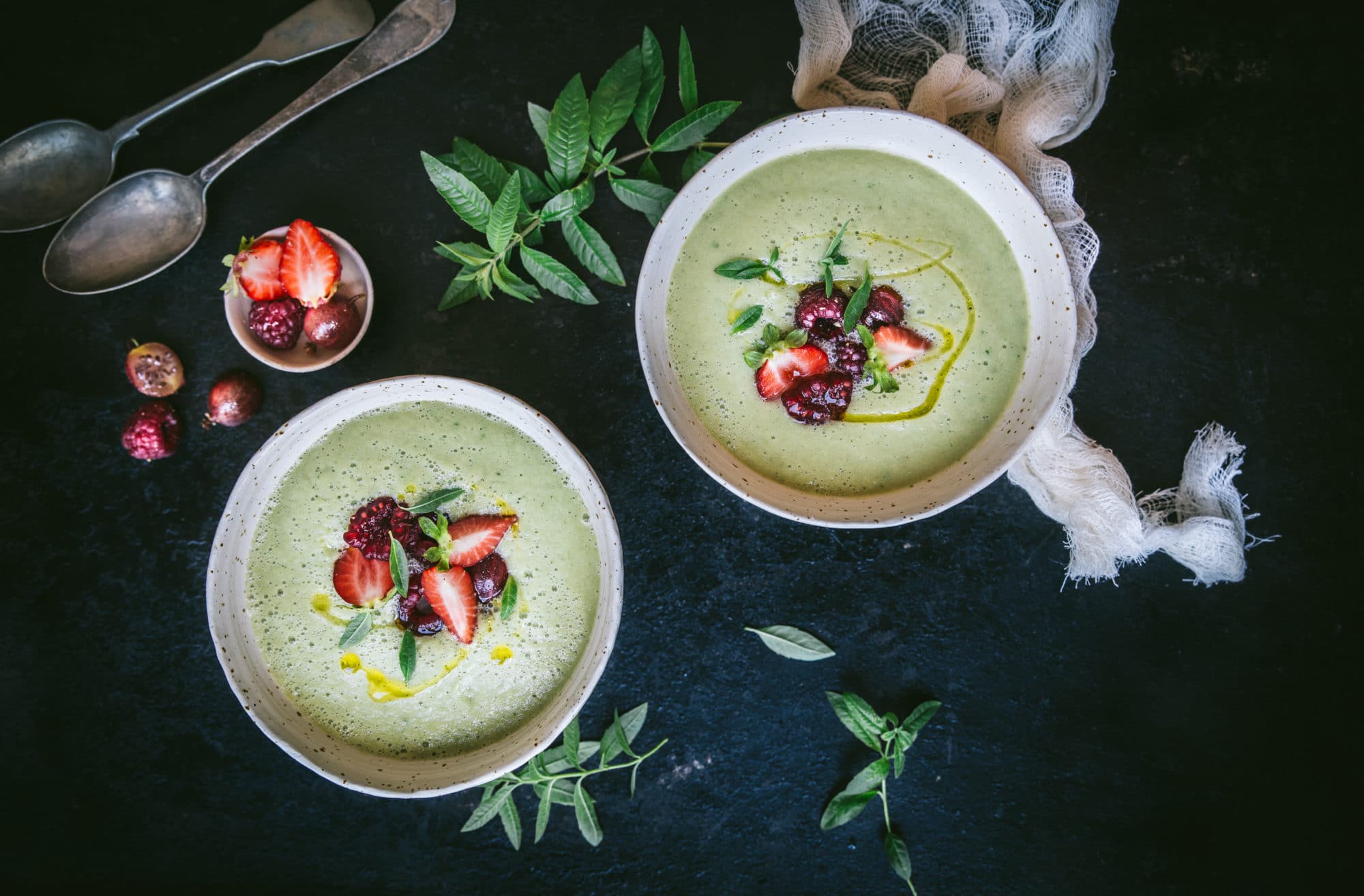 Gaspacho de concombre à la verveine