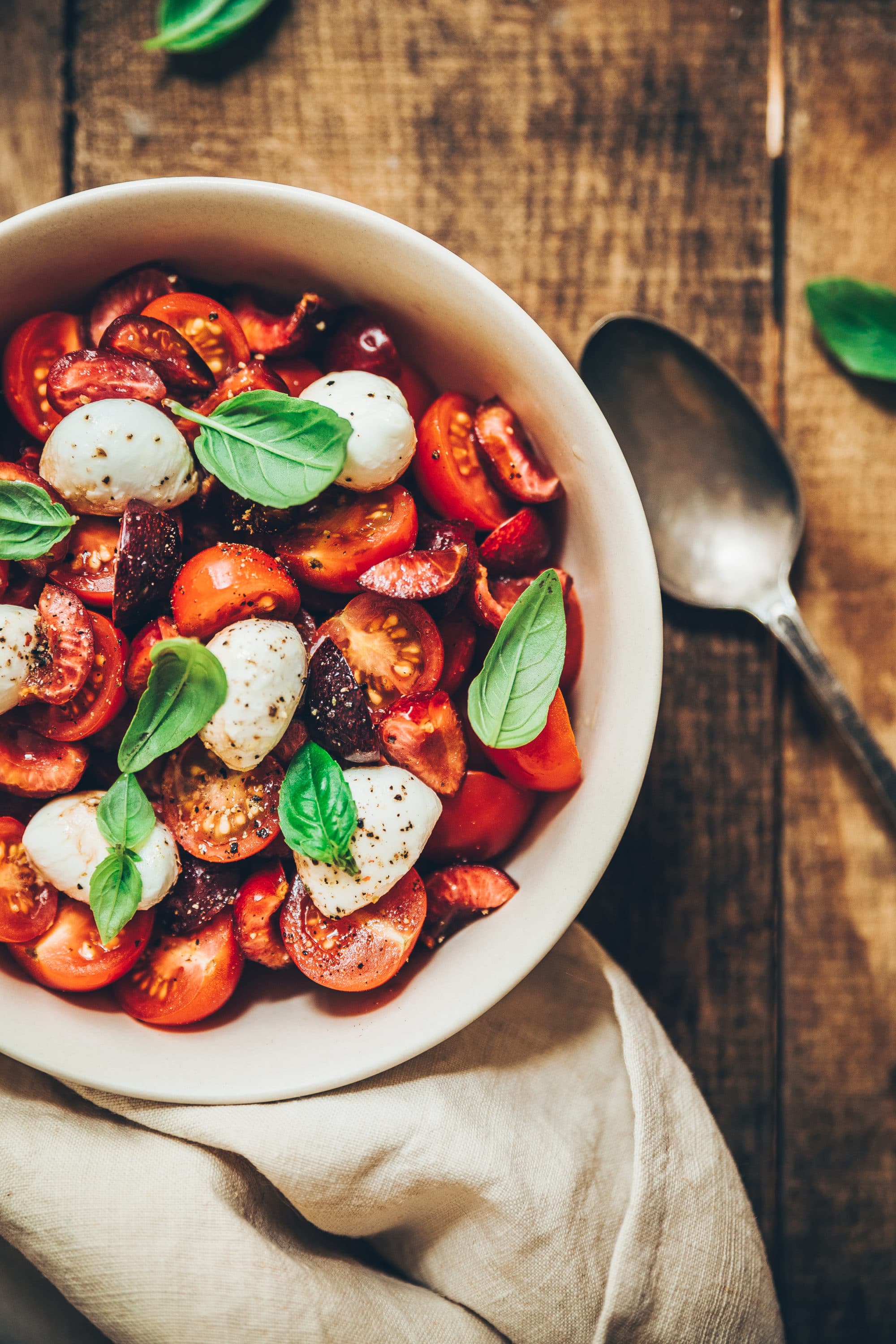 Megandcook - styliste culinaire - salade tomates cerises mozza