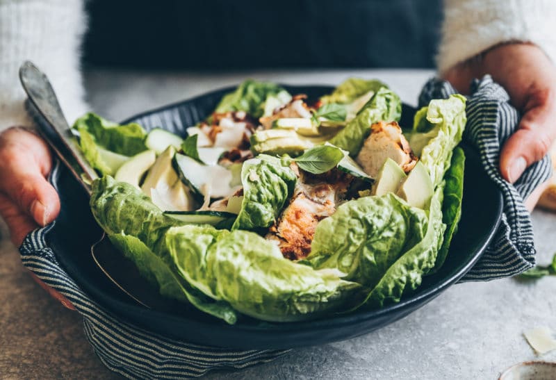 Salade de lapin croustillant et sauce au lait ribot