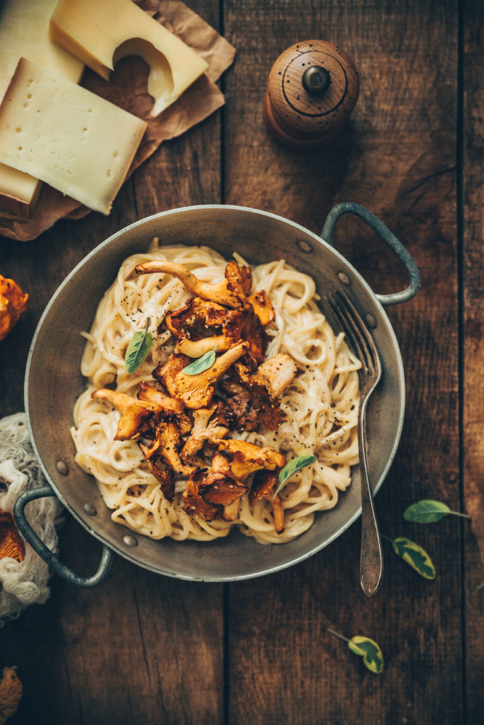 Spaghettis girolles fromage megandcook 