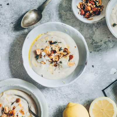 Velouté de chou-fleur au lait de coco et citron