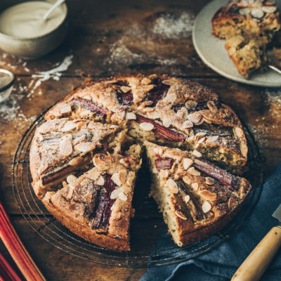 Gâteau vegan amandes & rhubarbe