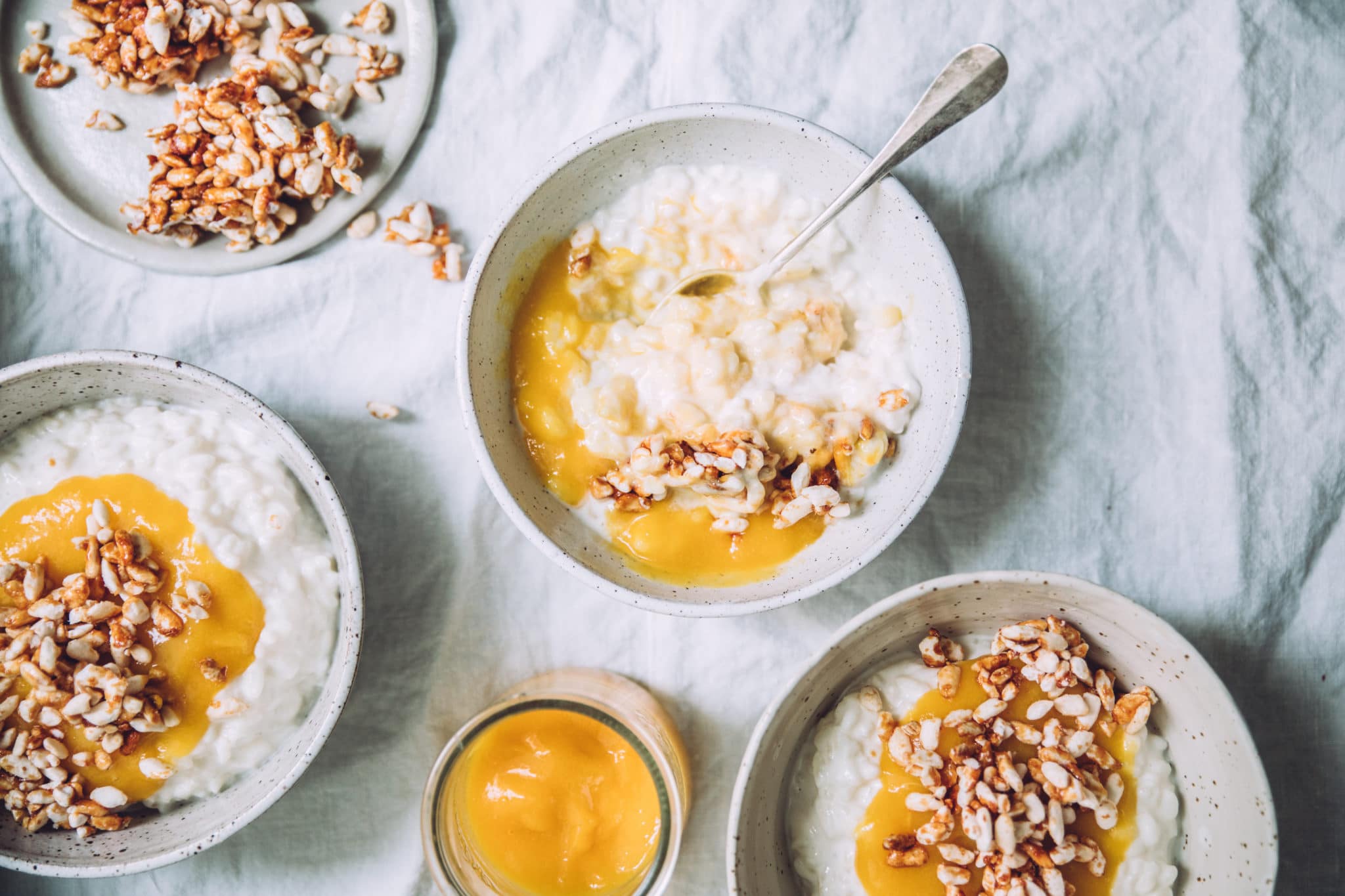 Riz au lait coco et coulis de mangues