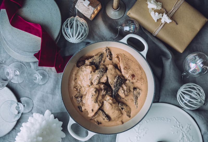 Poulet aux morilles et au vin jaune