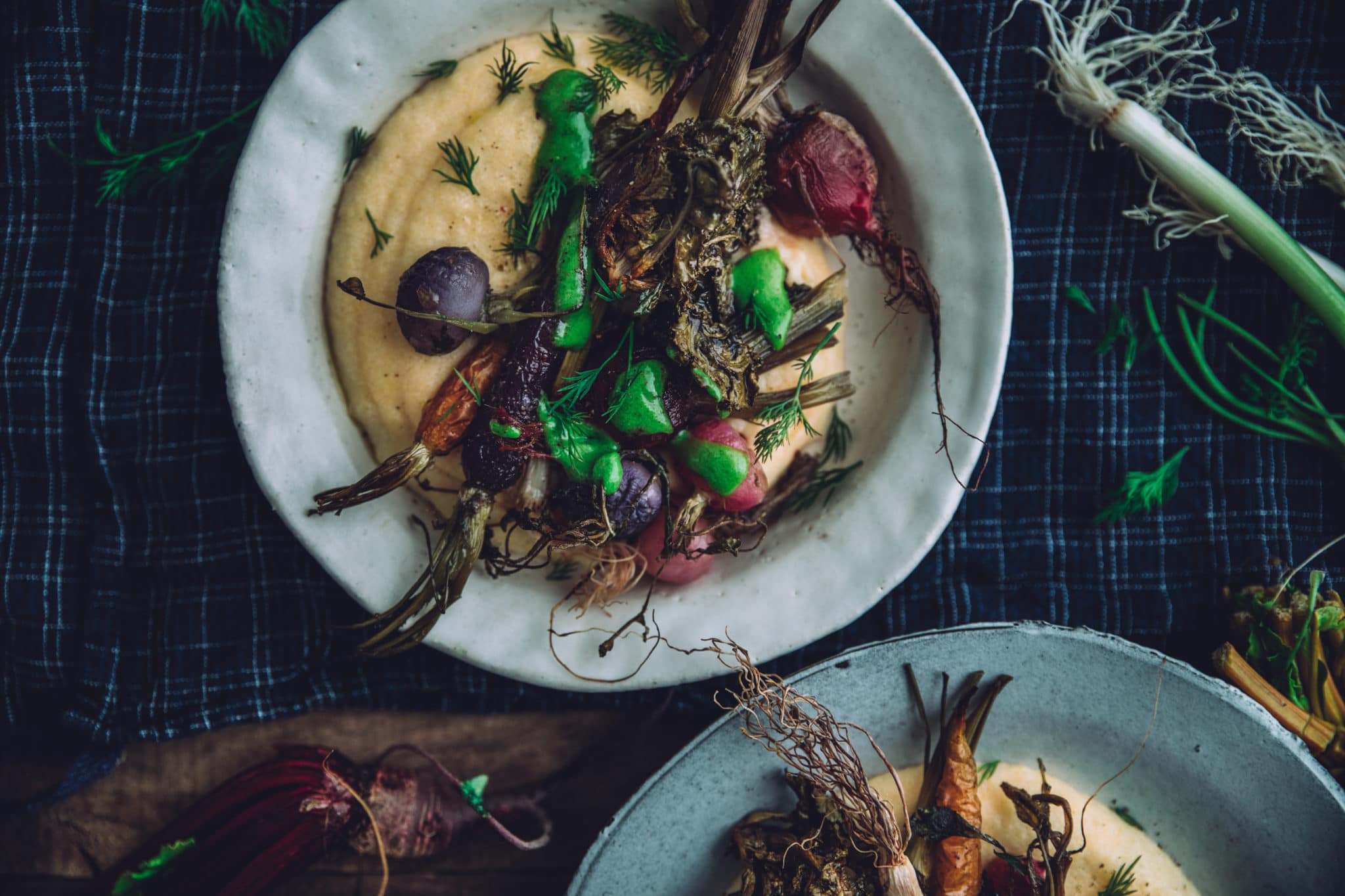 Polenta crémeuse, légumes rôtis & pesto de cresson